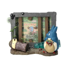 MY NEIGHBOR TOTORO - Totoro & Kusakabe House - Diorama Frame Figurine 