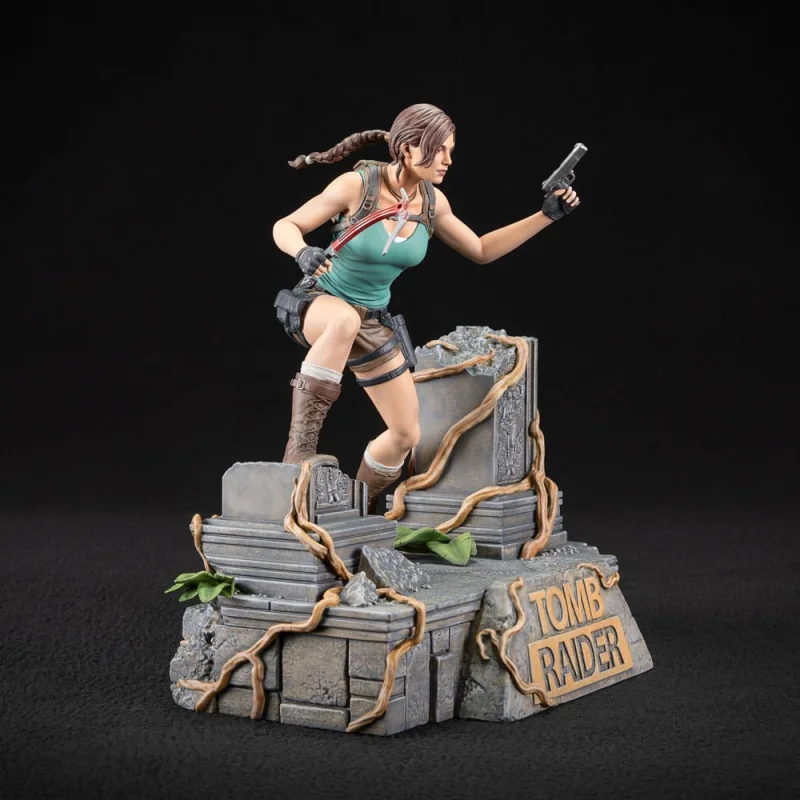 TOMB RAIDER - Lara Croft - Statuette 24cm - Dark Horse